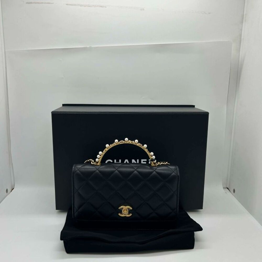 Chanel Women Pre-Loved Bag Very Good Condition